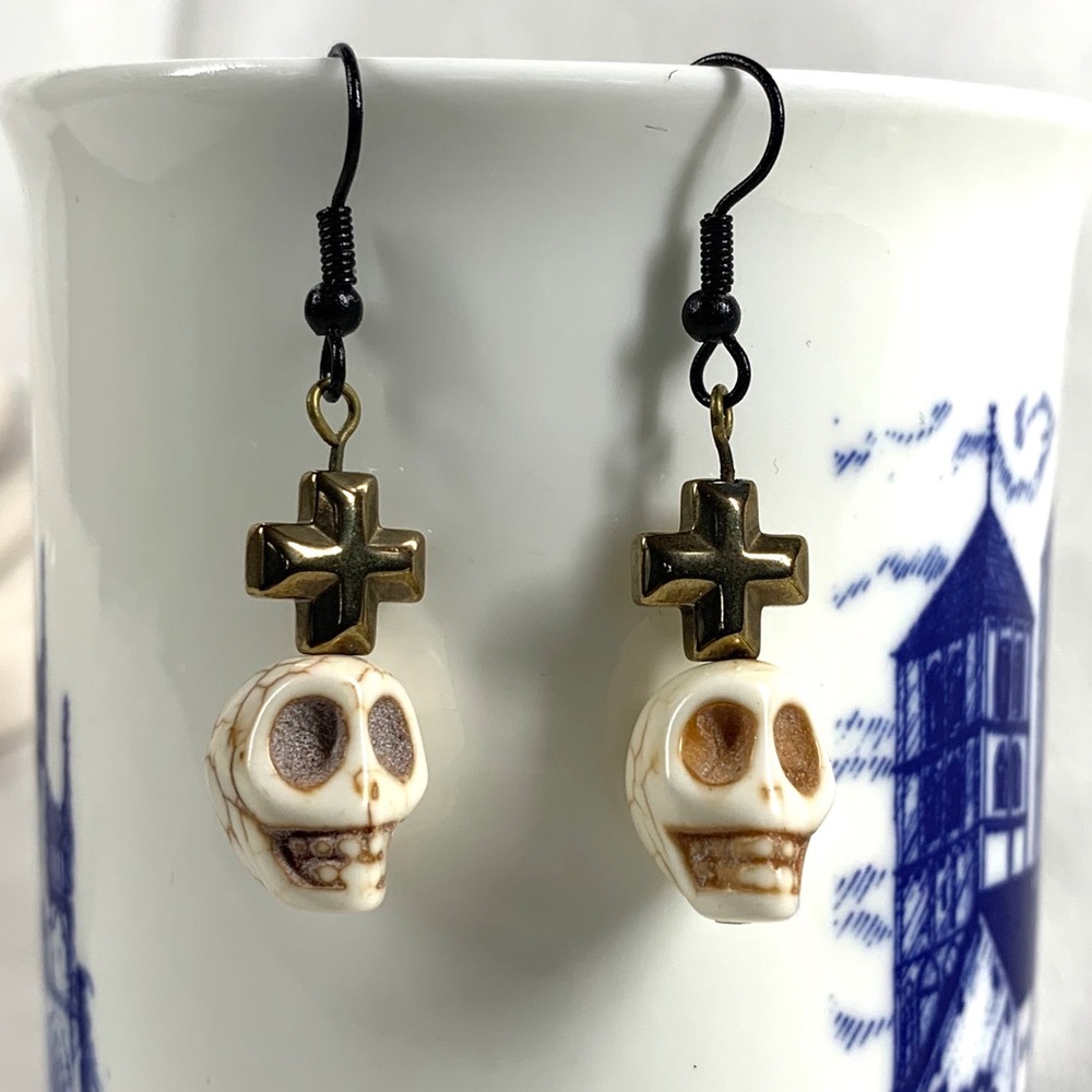 Skull and Cross Earrings Style #2